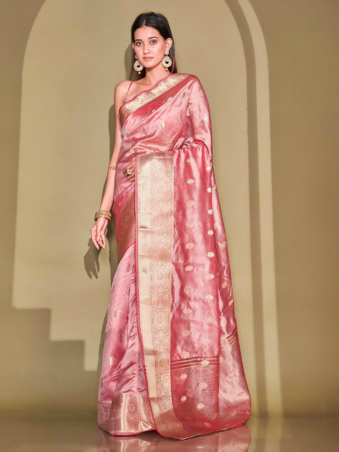 

Tikhi Imli Floral Woven Design Zari Organza Ready to Wear Saree, Pink