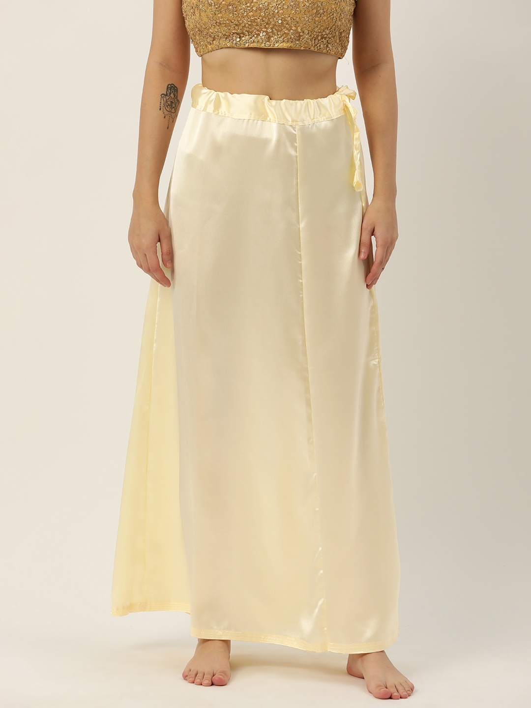 

HASRI Women Solid Saree Shapewear, Cream