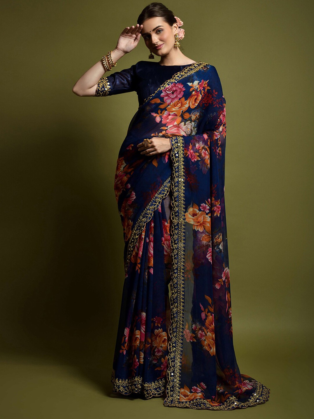 

Satrani Navy Blue & Peach-Coloured Floral Printed Mirror Work Saree