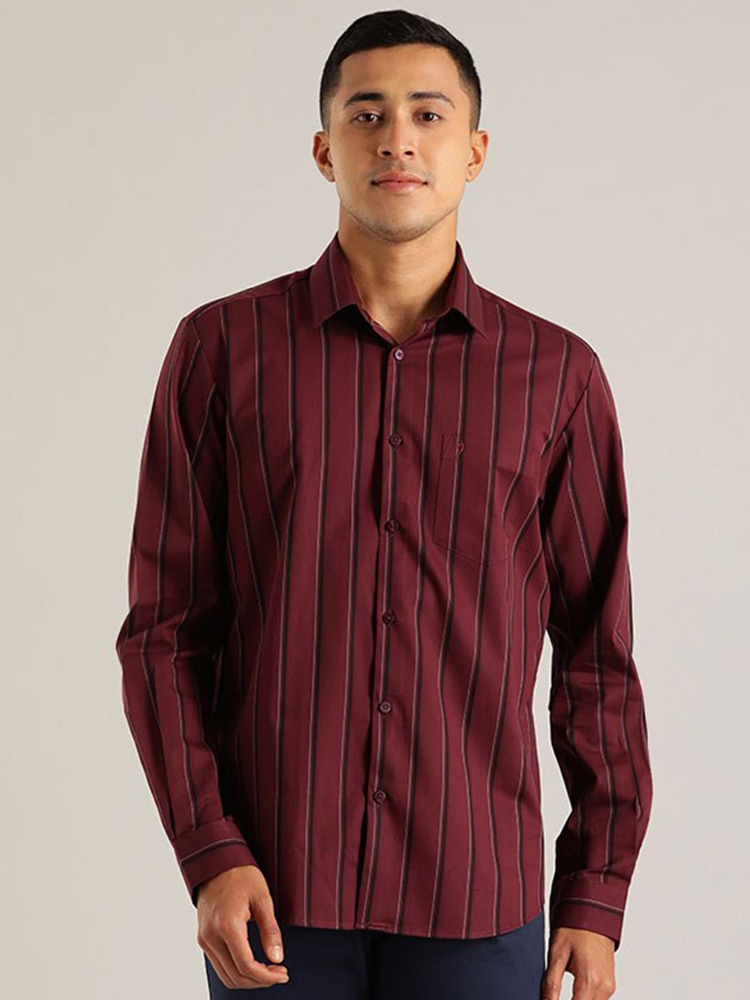 

Indian Terrain Classic Slim Fit Vertical Striped Spread Collar Pure Cotton Casual Shirt, Burgundy