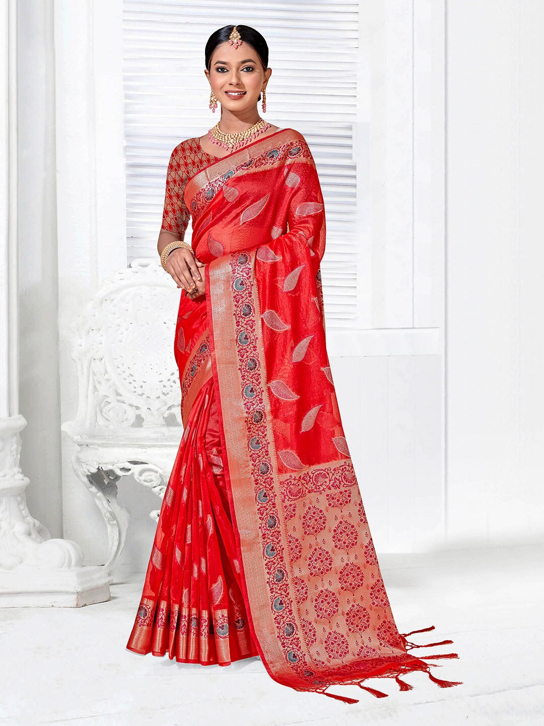 

Anouk Floral Woven Design Zari Organza Saree, Red