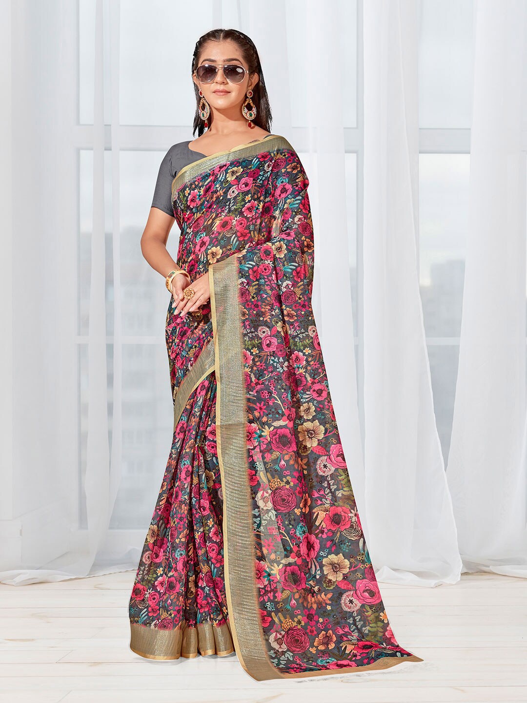 

Anouk Maroon Floral Printed Saree With Zari Border