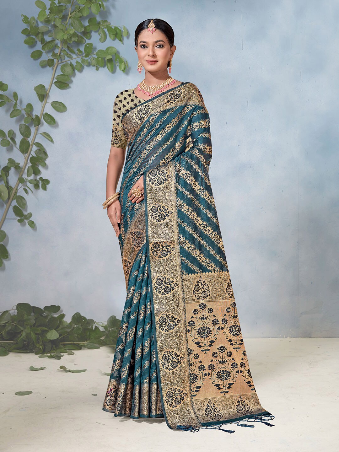 

Anouk Floral Woven Design Zari Saree, Blue