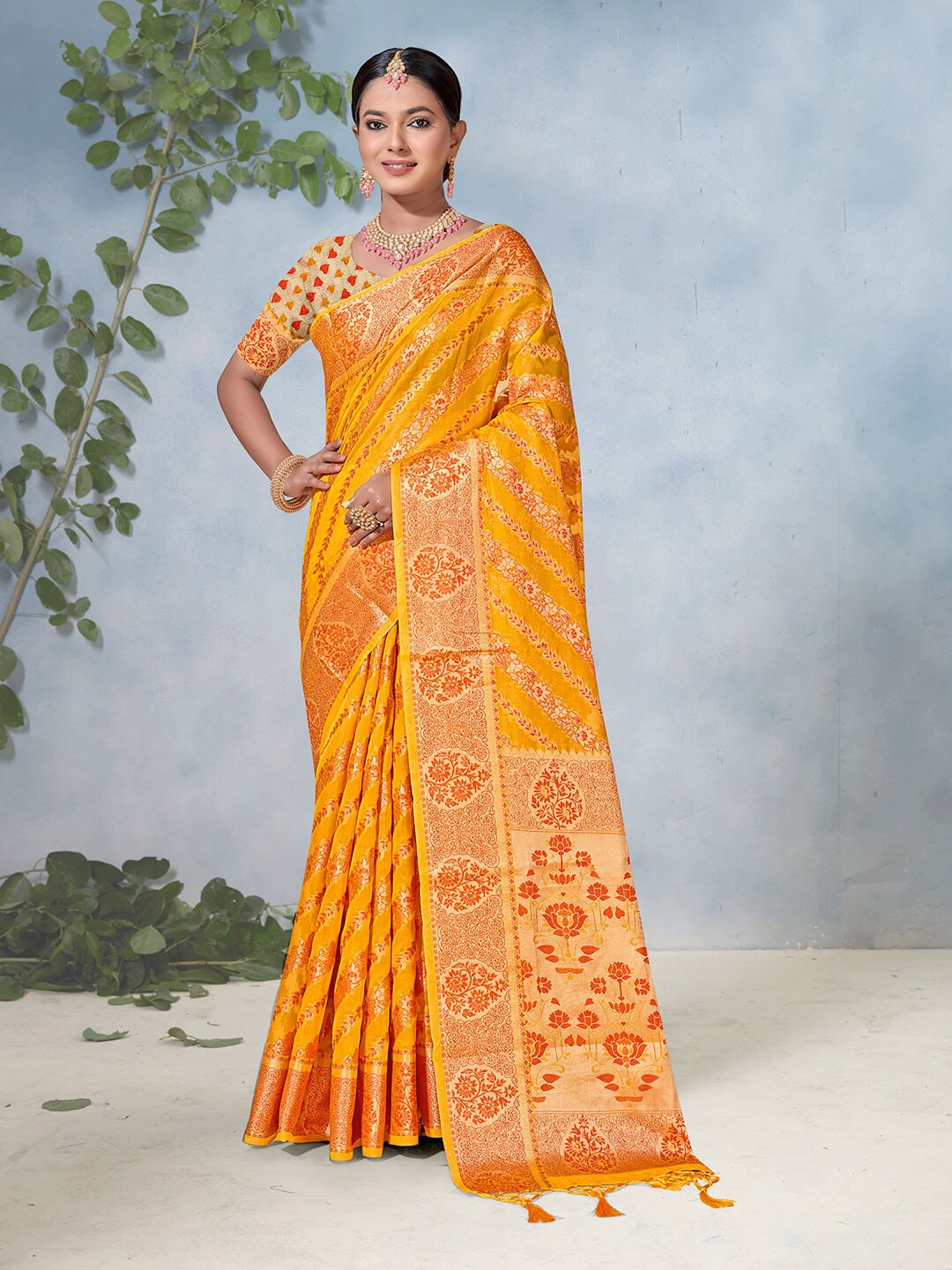 

Anouk Floral Woven Design Zari Detailed Organza Saree, Yellow