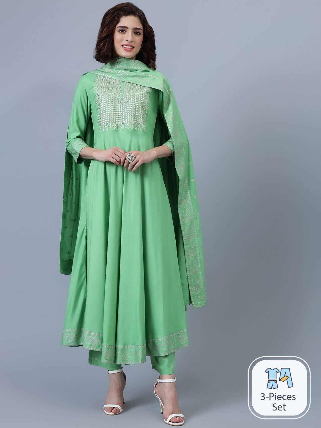 

Khushal K Yoke Design Sequinned Anarkali Kurta with Trousers & Dupatta, Green