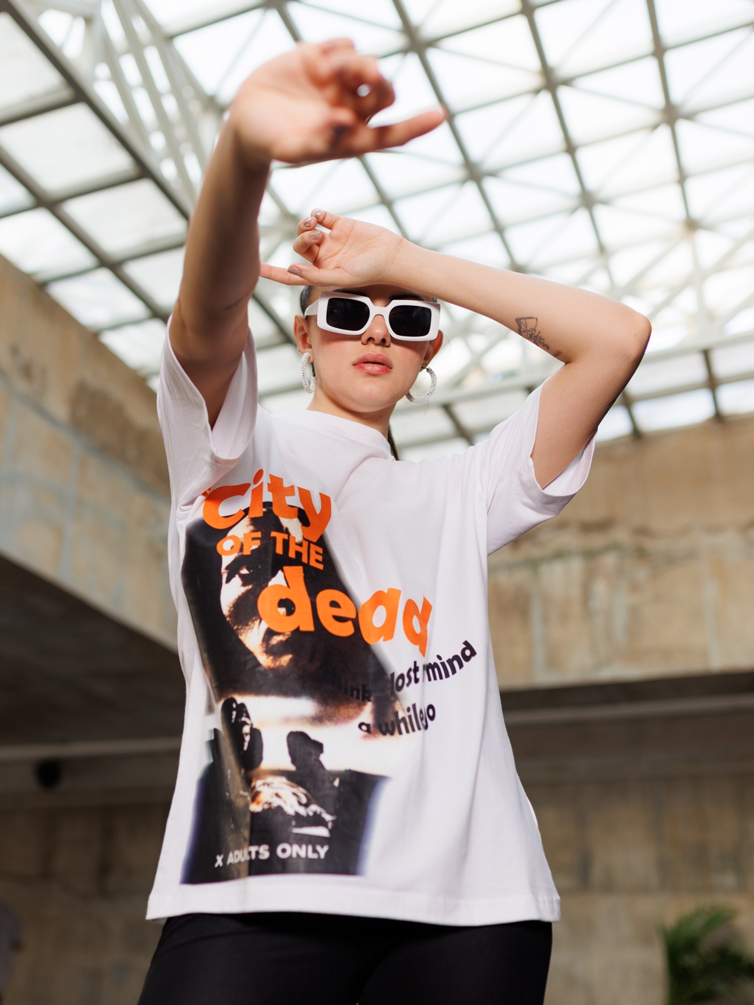 

Stylecast X Hersheinbox Printed Drop-Shoulder Sleeves Cotton T-shirt, White