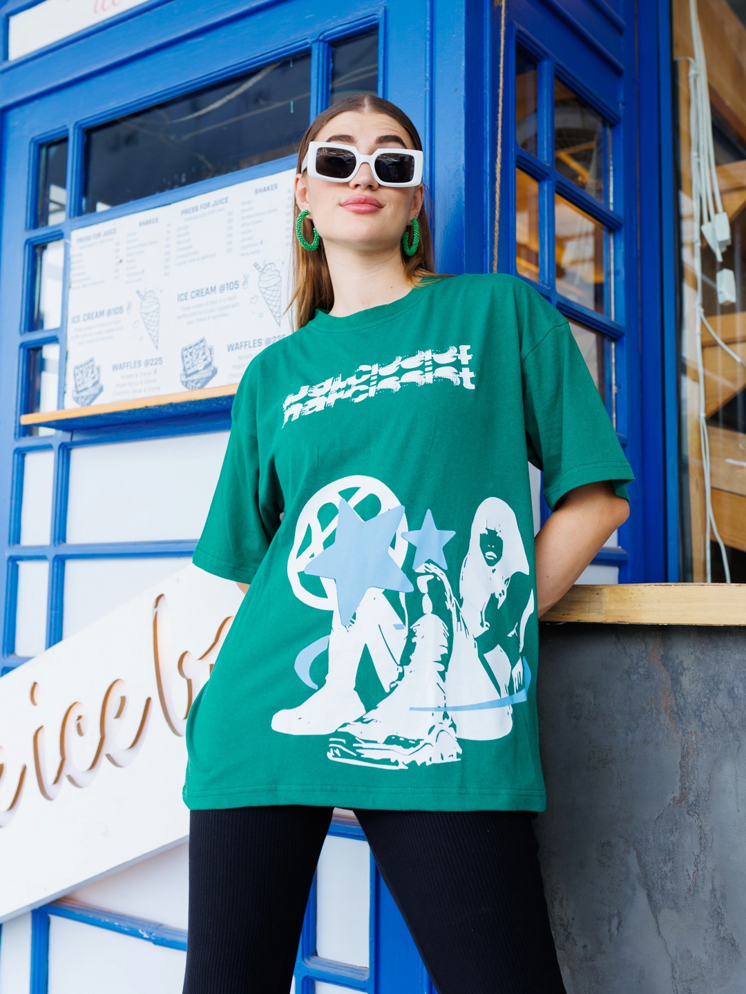 

Stylecast X Hersheinbox Graphic Printed Drop-Shoulder Sleeves Pure Cotton T-shirt, Green