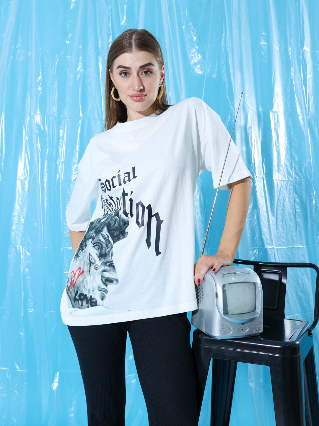 

Stylecast X Hersheinbox Women Printed Pure Cotton T-shirt, White