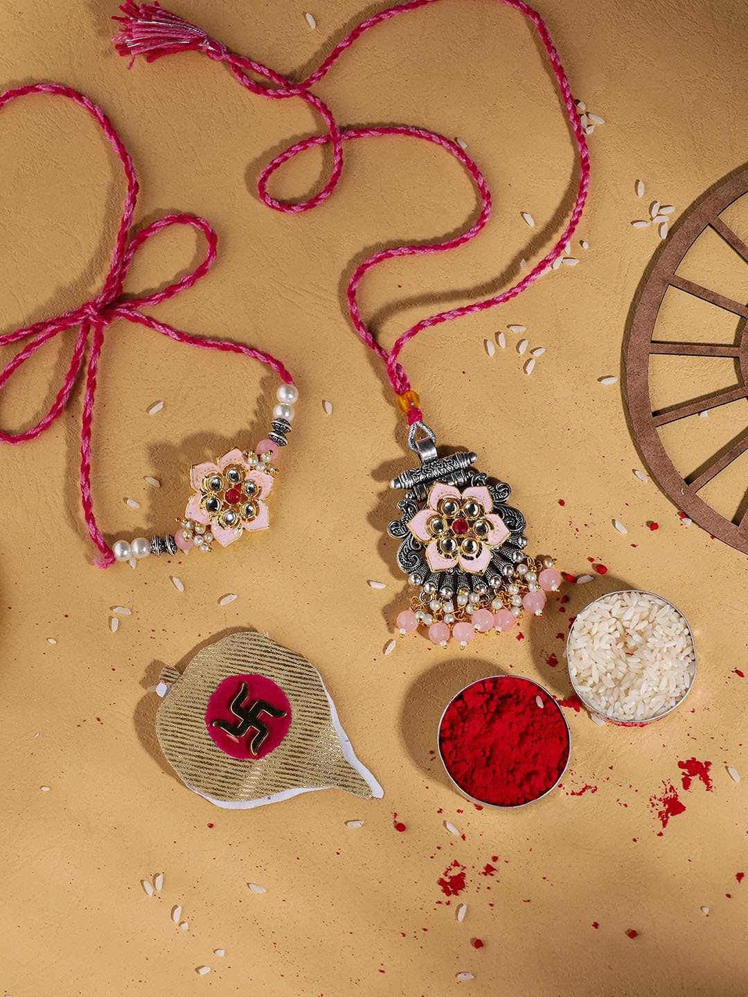 

EL REGALO Bhaiya Bhabhi Set Of 2 Thread Rakhi, Pink
