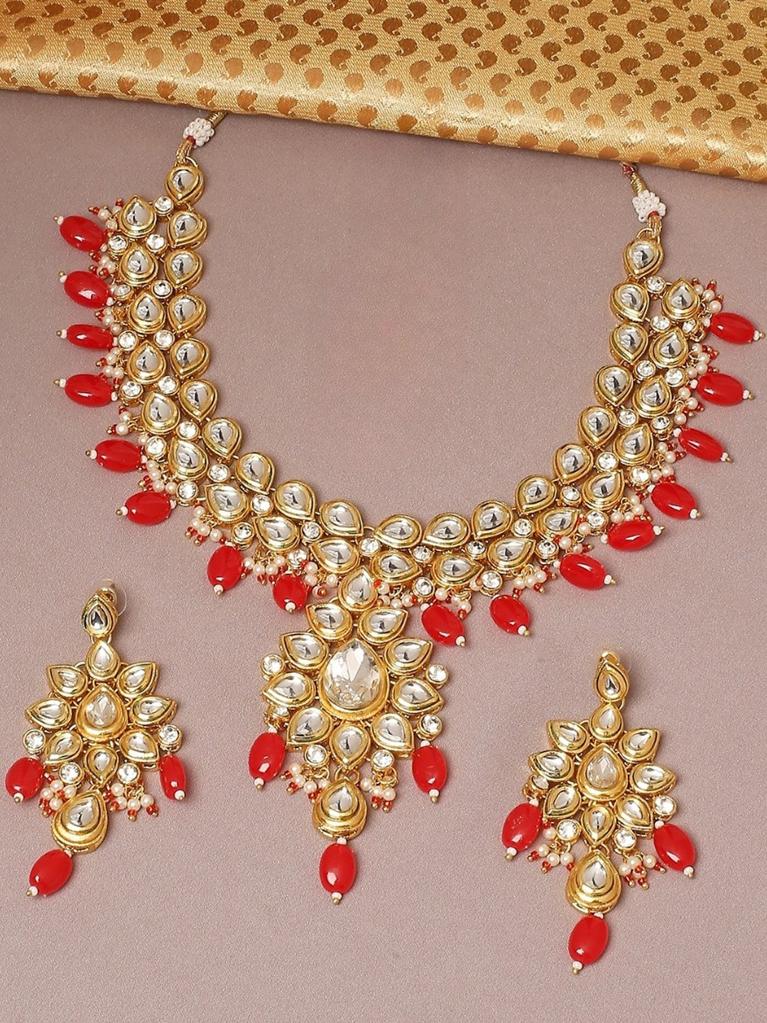 

OOMPH Gold-Plated Kundan Studded & Beaded Jewellery Set