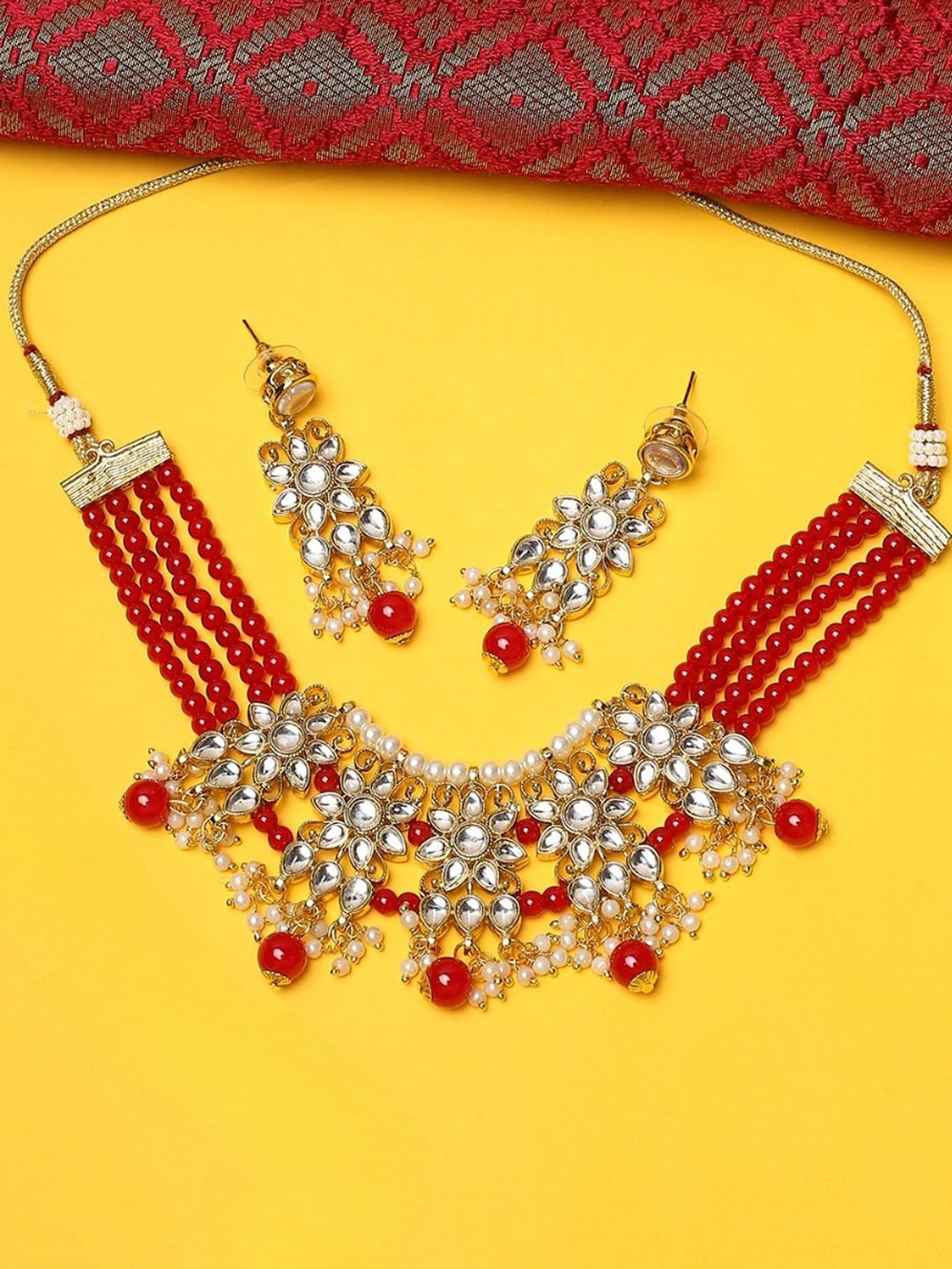 

OOMPH Kundan Studded & Beaded Choker Necklace With Drop Earrings, Gold