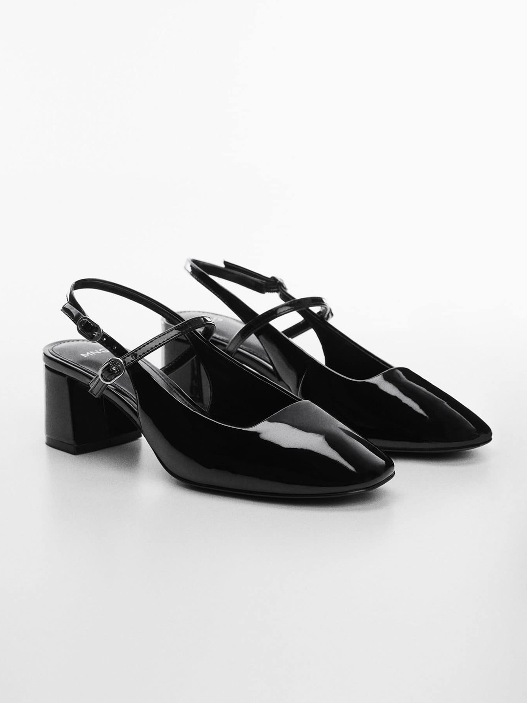 

MANGO Block Pumps, Black