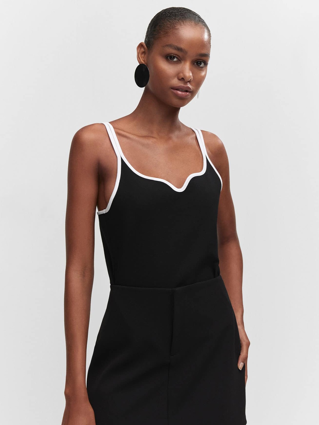 

MANGO Contrast Straps Sweetheart Neck Top, Black