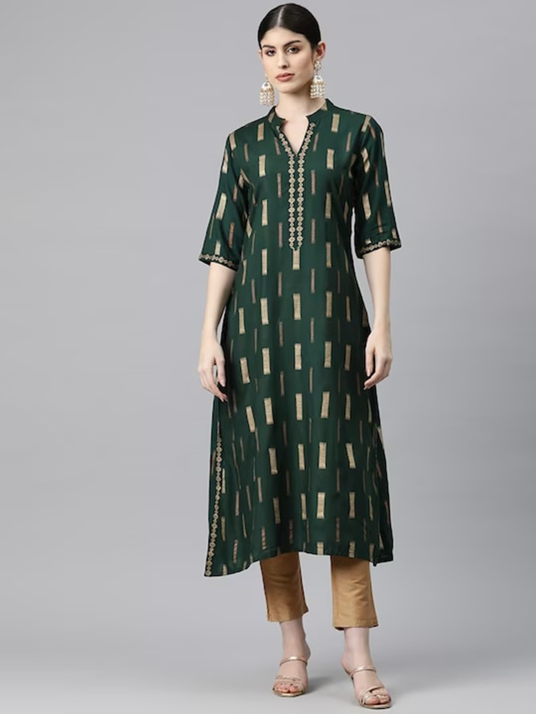 

KALINI Geometric Printed Mandarin Collar Kurta, Green