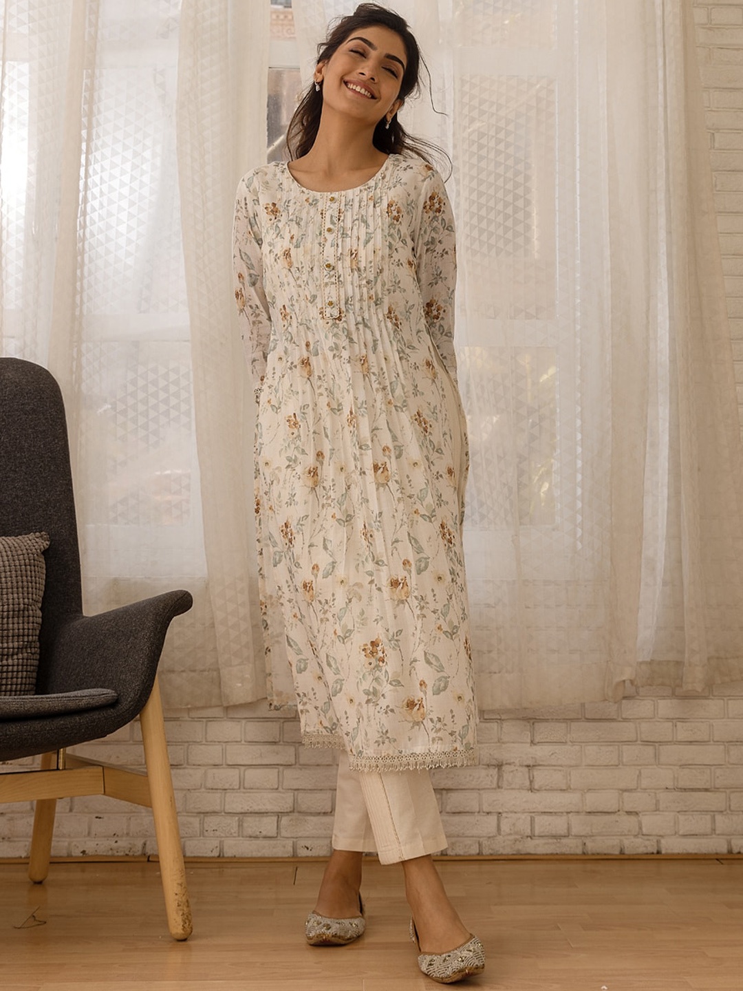 

Ishin Floral Printed Pleated Sequined Straight Kurta with Trousers & Dupatta, Off white