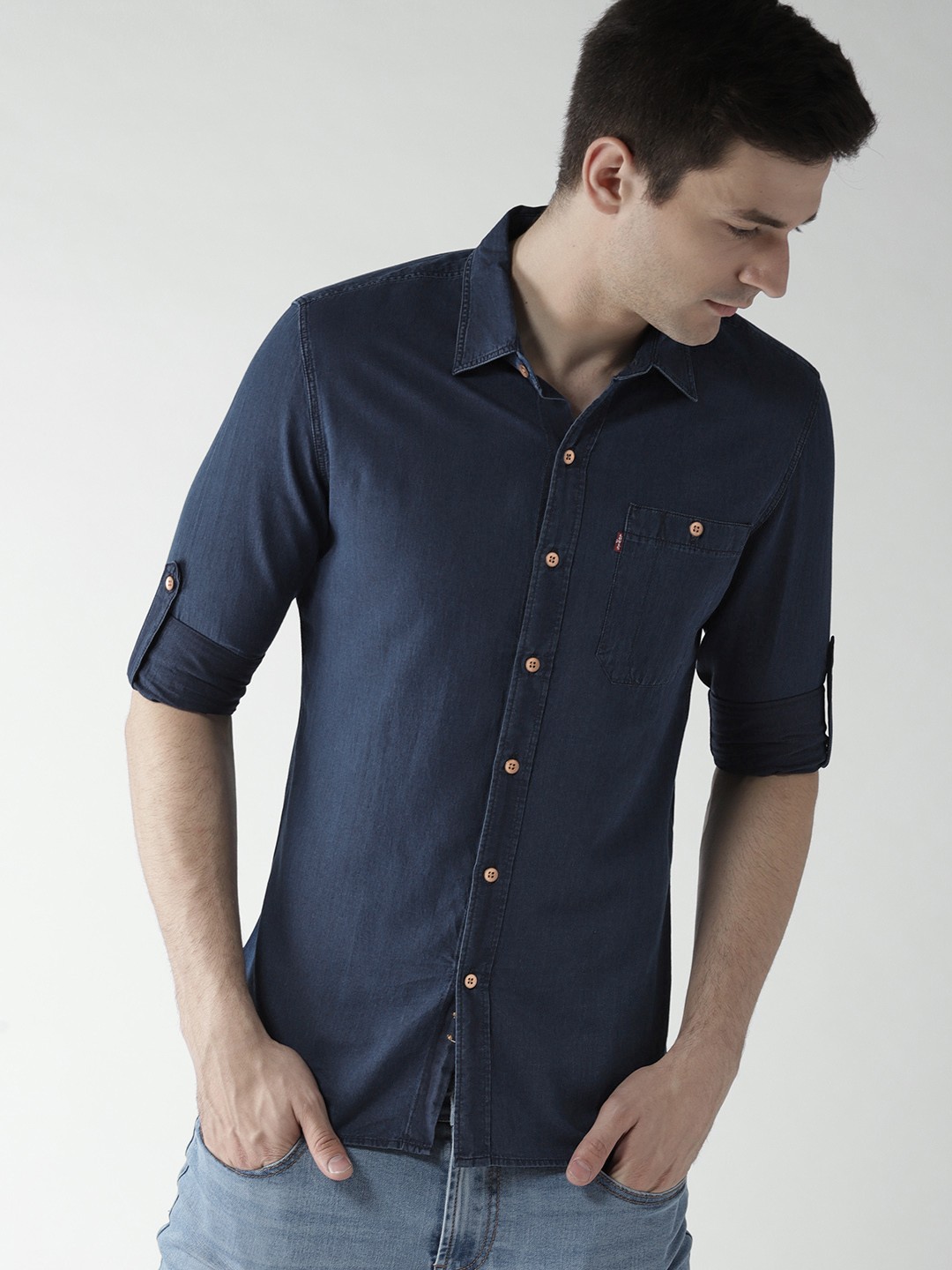

Levis Men Navy Blue Slim Fit Solid Casual Shirt