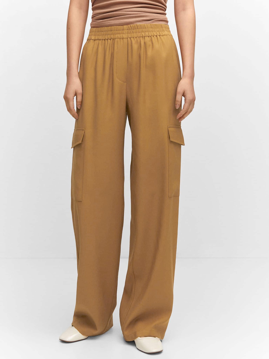 

MANGO Women Pleated Cargos Trousers, Mustard