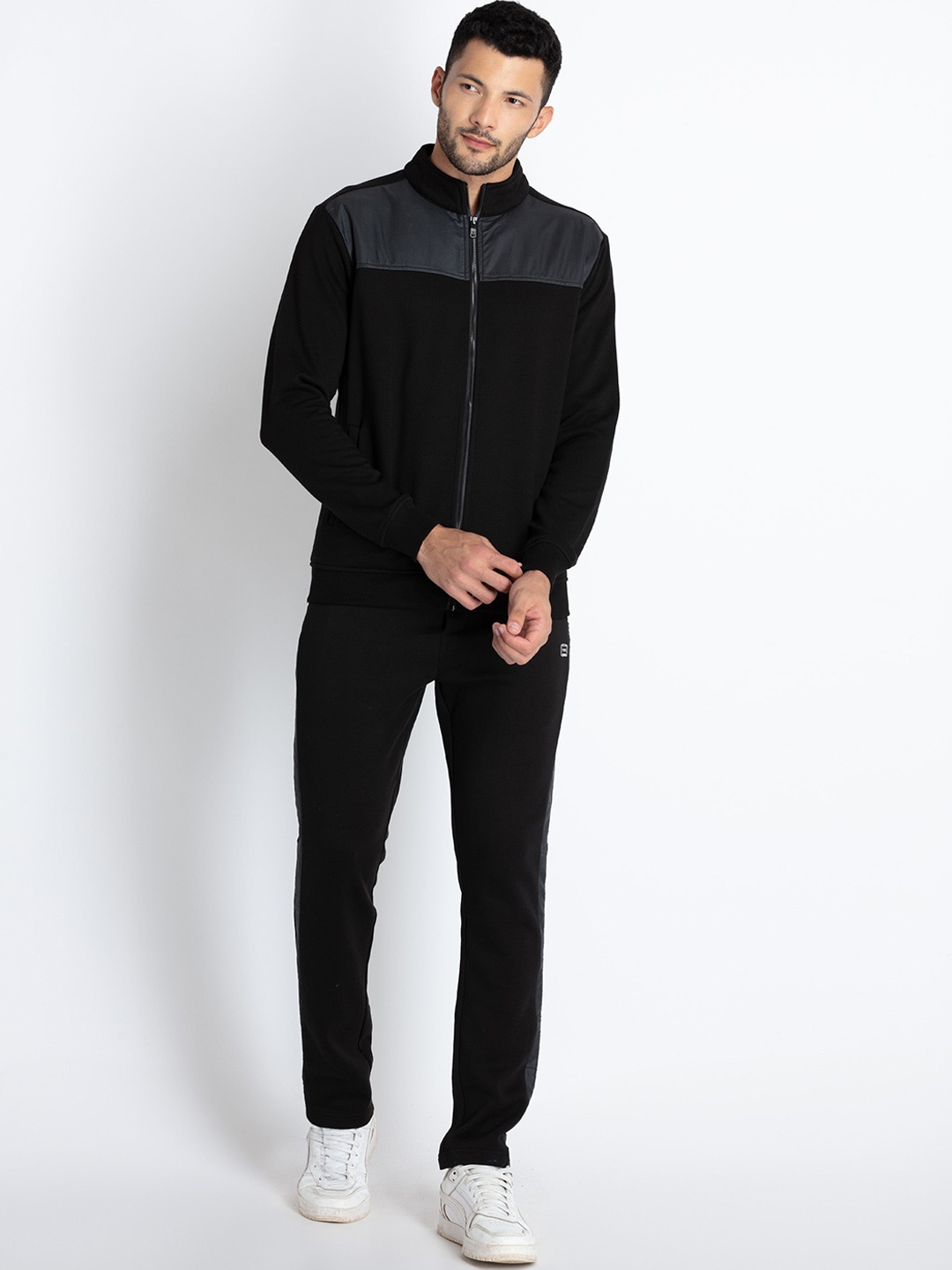 

Status Quo Mock Collar Sweatshirt With Track Pants, Black