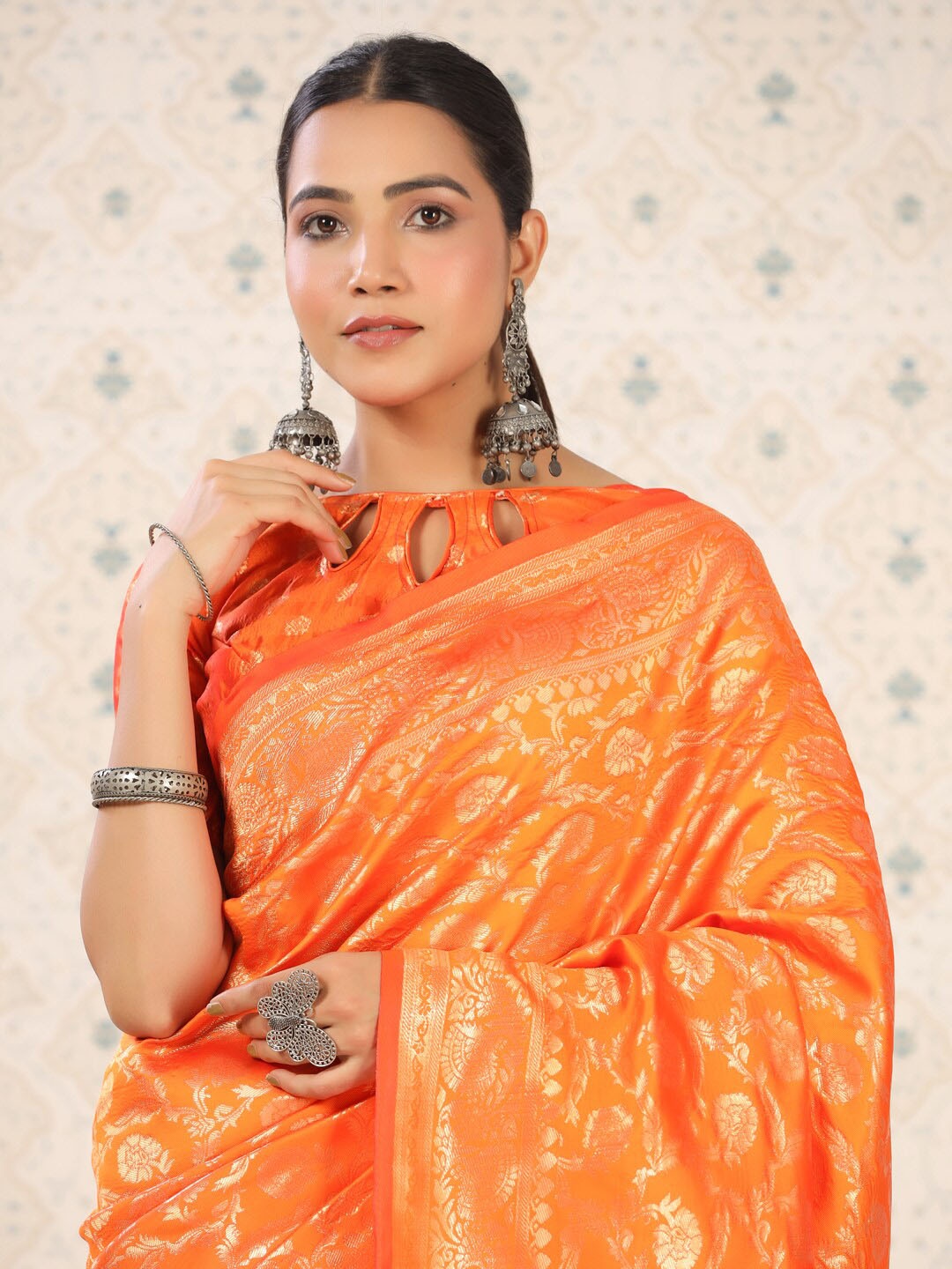 

Ode by House of Pataudi Orange Floral Woven Design Zari Banarasi Saree