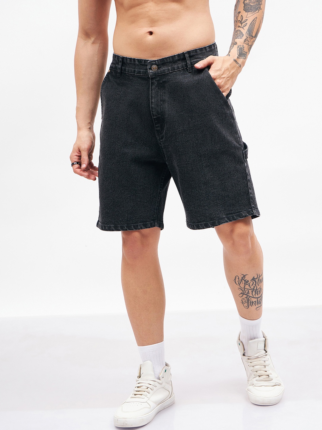 

MASCLN SASSAFRAS Men Mid Rise Pure Cotton Denim Shorts, Black