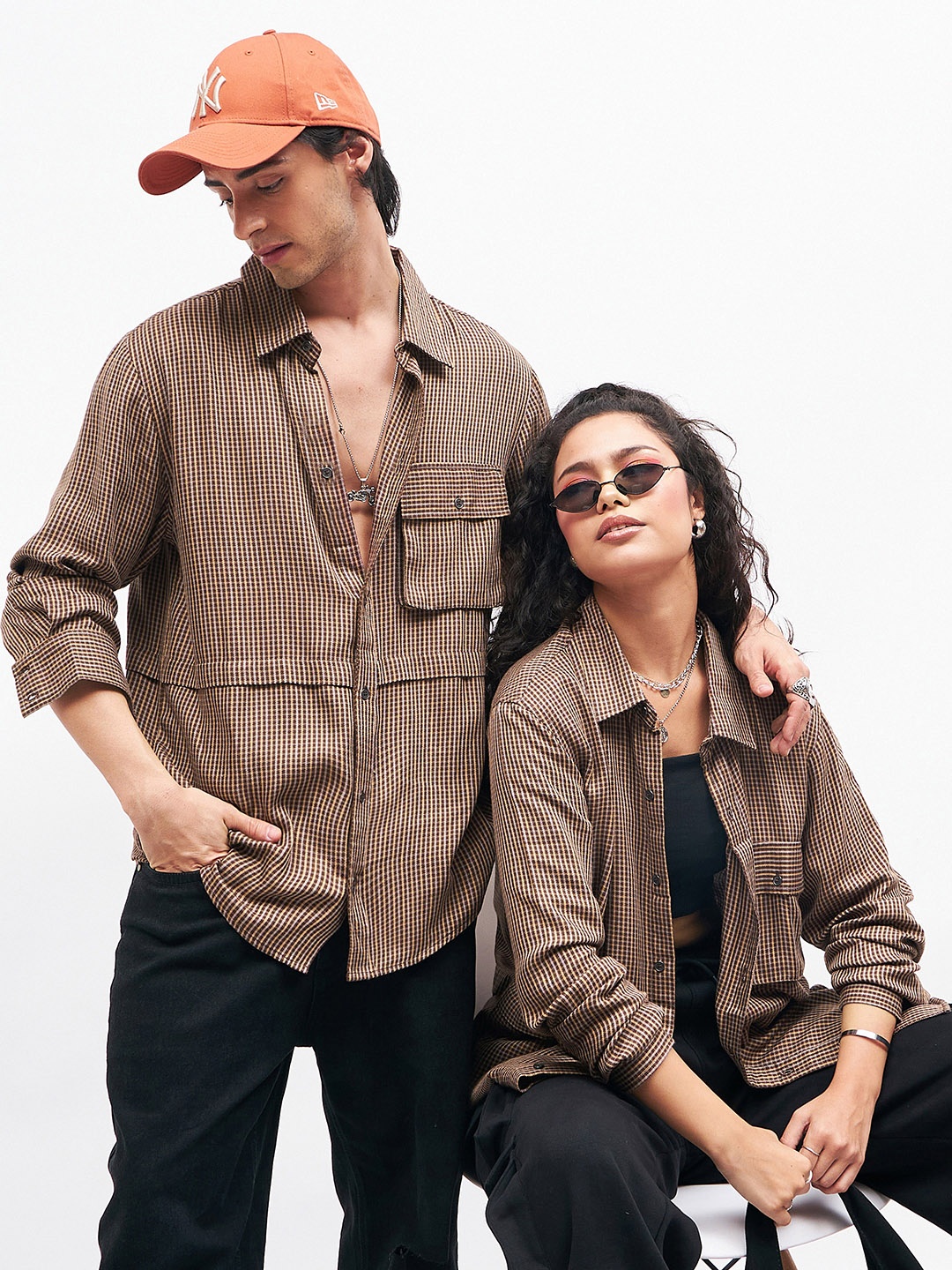 

MASCLN SASSAFRAS Unisex Brown Relaxed Checked Casual Shirt