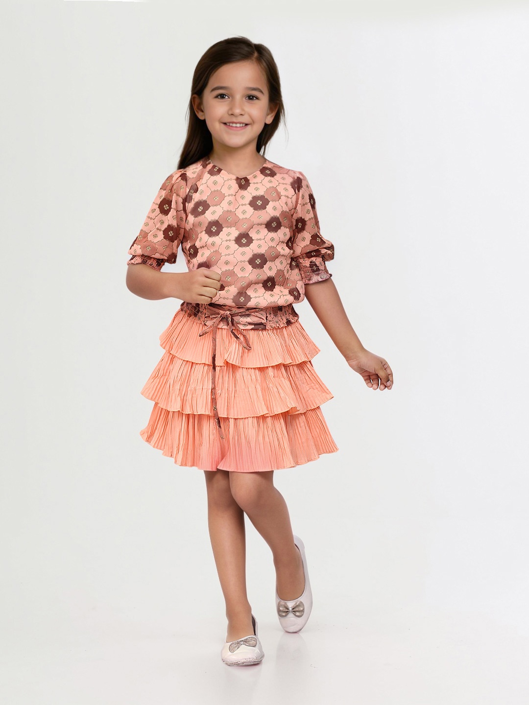 

Toonyport Girls Geometric Printed Cuffed Sleeves Smocked Top with Skirt, Peach