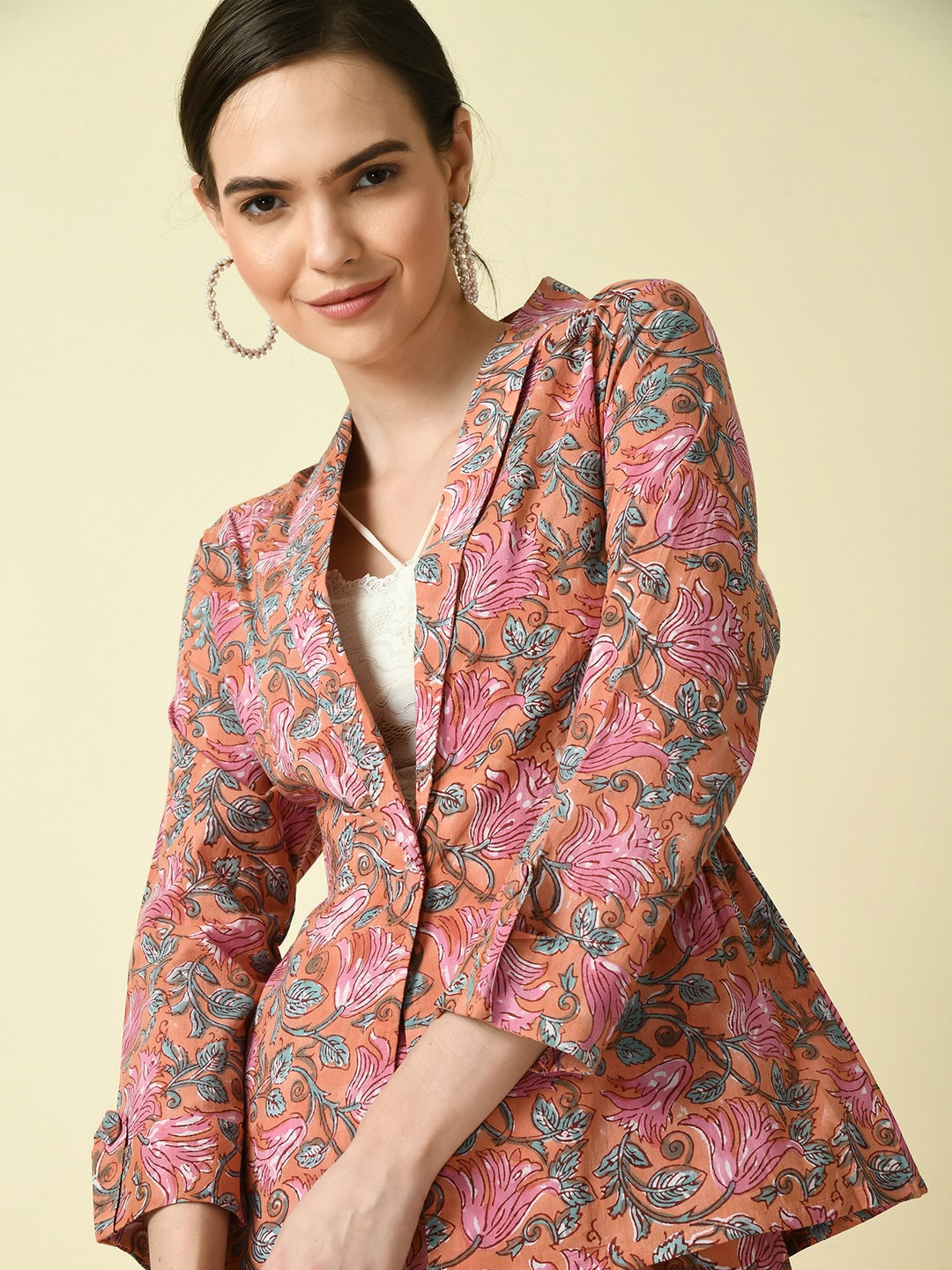 

DressBerry Rust And Pink Floral printed Lightweight Shoulder Tabs Cotton Tailored Jacket