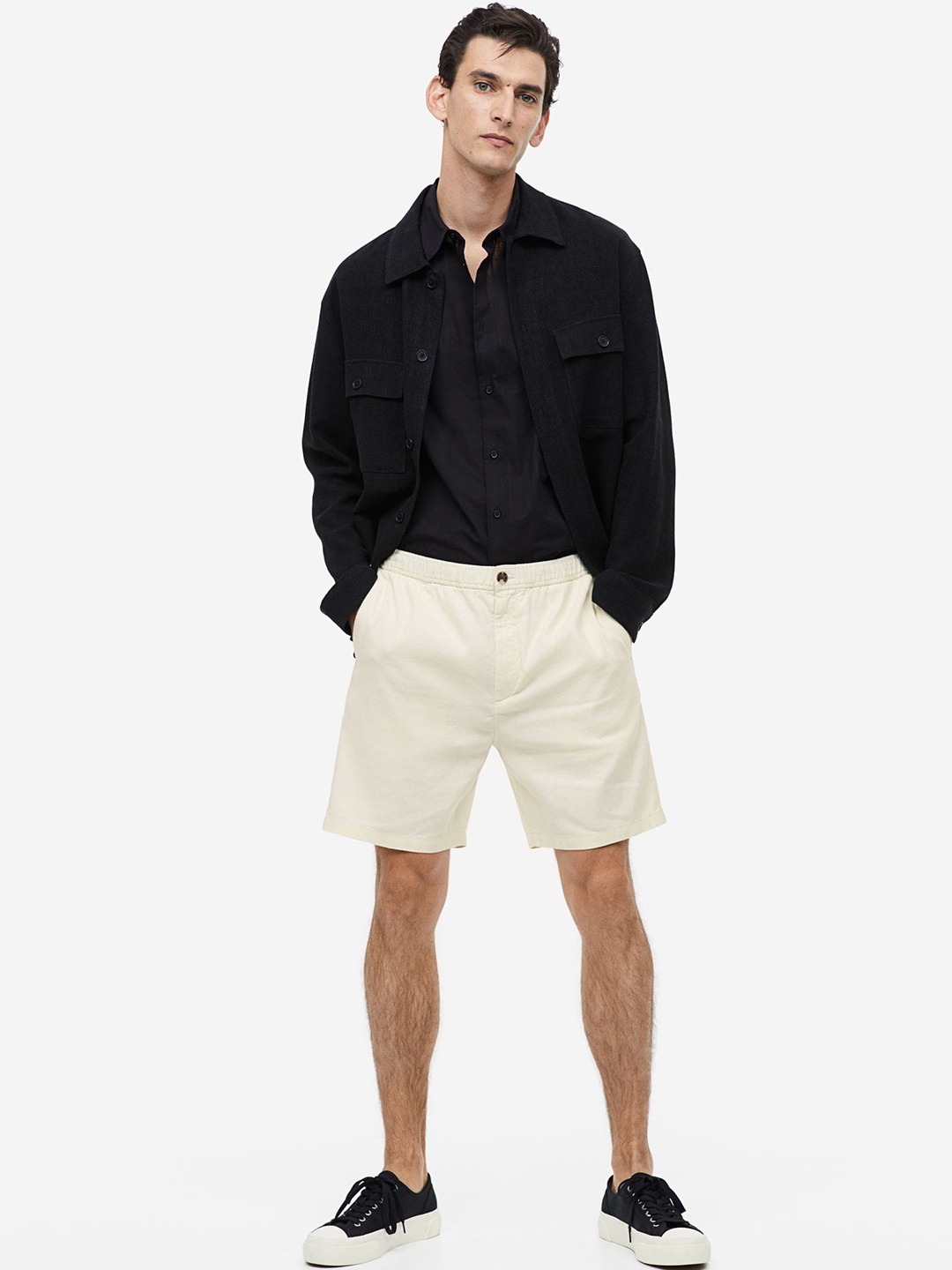 

H&M Men Regular Fit Linen-Blend Shorts, White