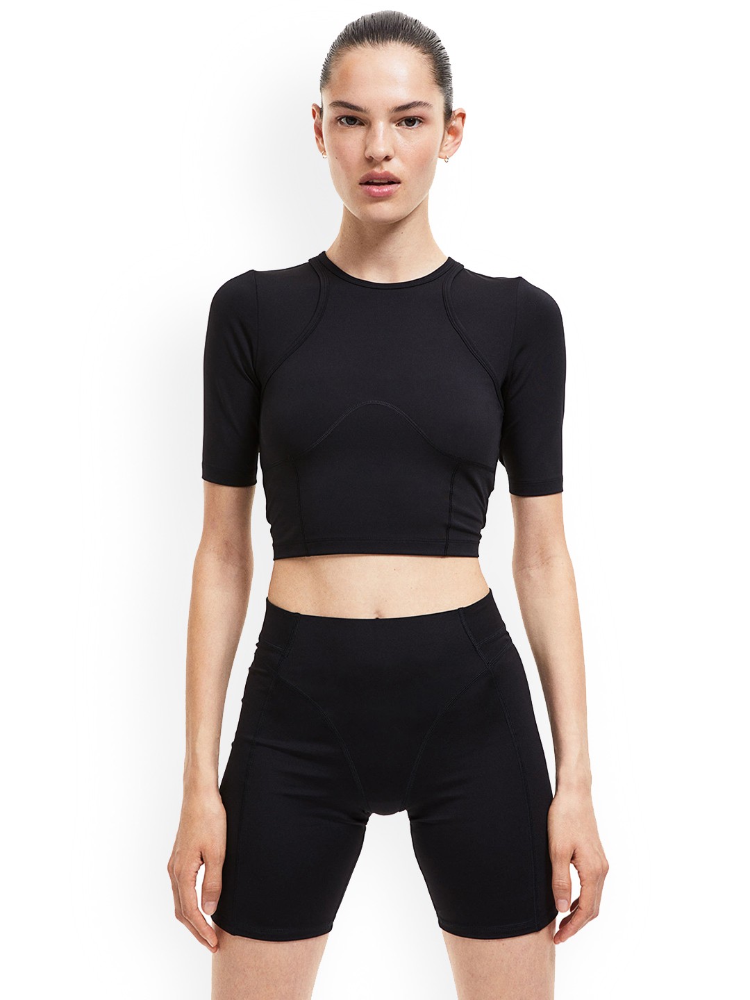 

H&M Women DryMove Sports Cycling Shorts, Black
