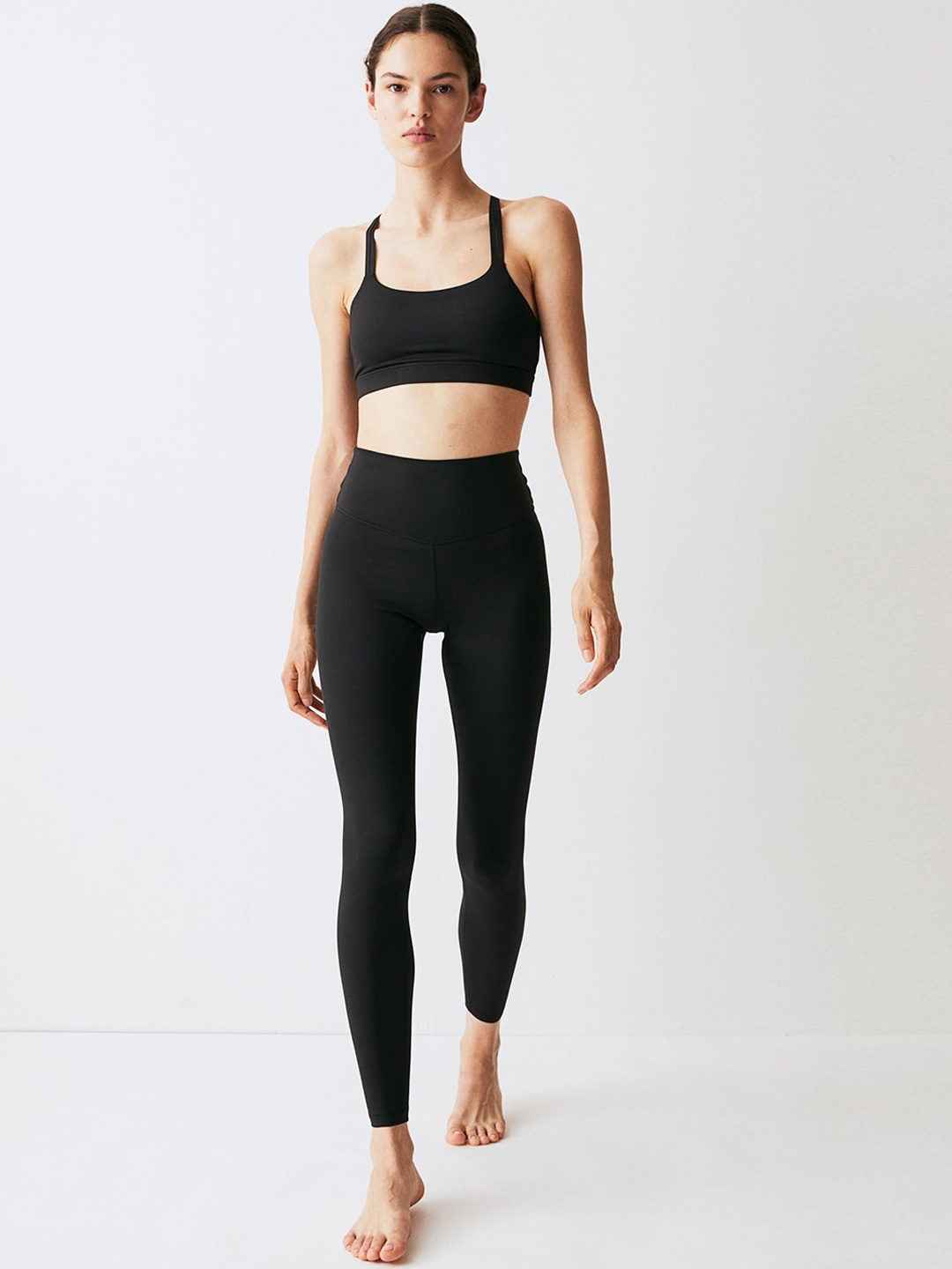 

H&M Women SoftMove Sports Tights, Black