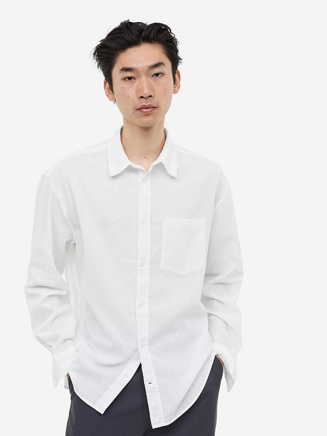 

H&M Men Relaxed Fit Linen-Blend Shirt, White