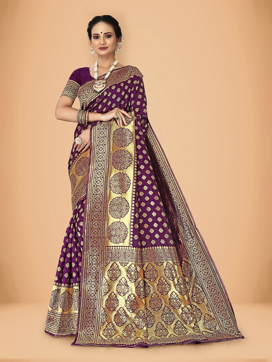 

Rivana Ethnic Motifs Woven Design Zari Saree, Purple