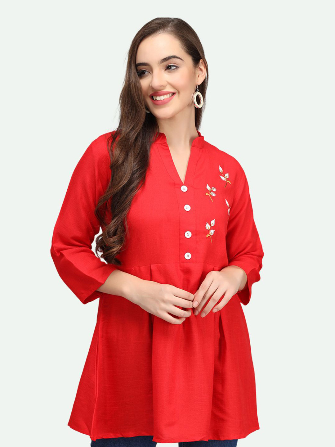 

Beatnik Floral Embroidered Kurti, Red