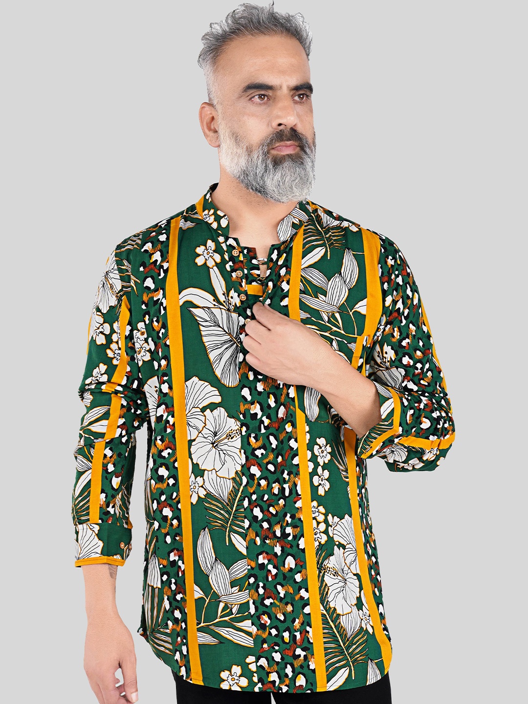 

FRENCH CROWN Standard Floral Printed Mandarin Collar Casual Shirt, Green