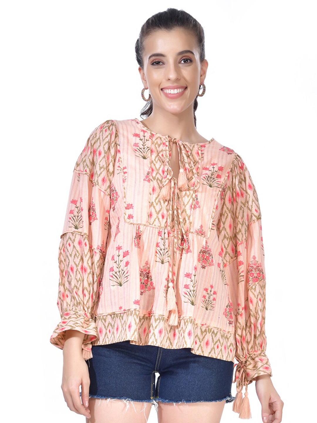 

Beatnik Floral Printed Cotton Regular Top, Pink