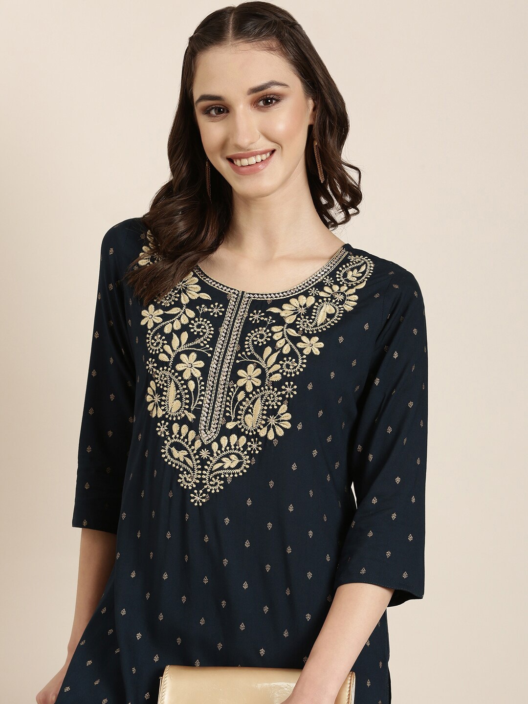 

SHOWOFF Floral Embroidered Thread Work Kurti, Teal