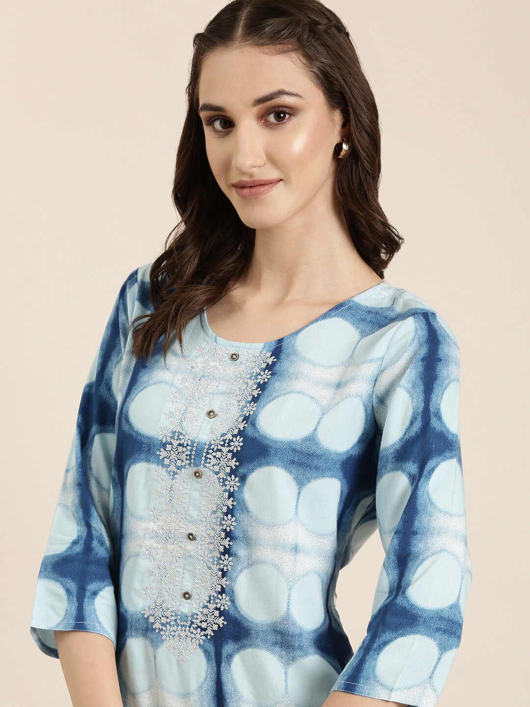 

SHOWOFF Geometric Printed Thread Work Kurti, Blue