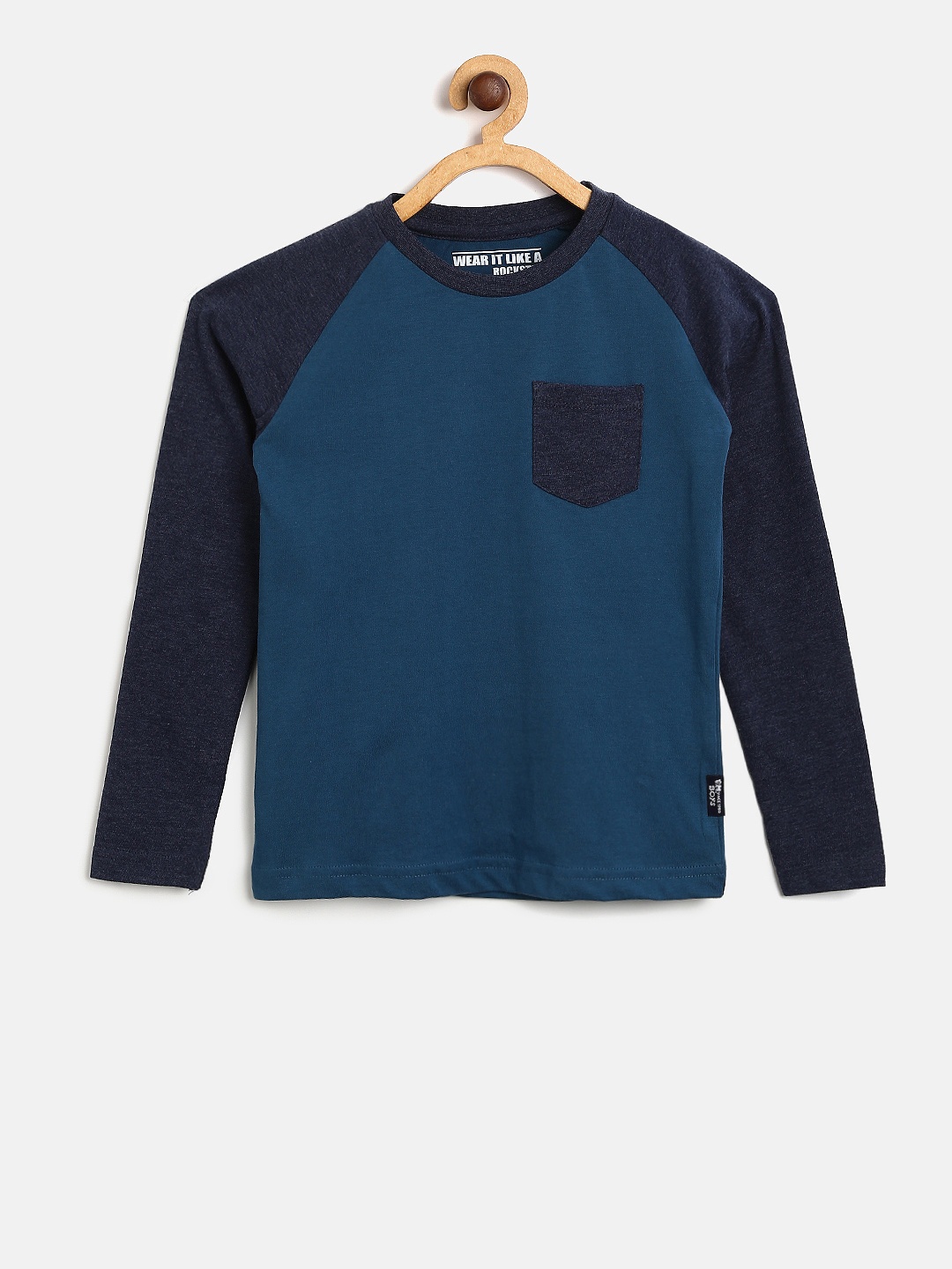 

Flying Machine Boys Blue Solid Round Neck T-shirt