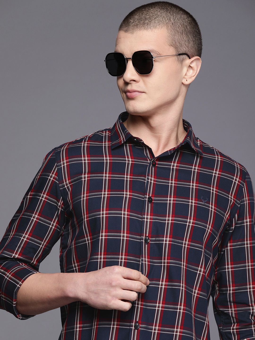 

Allen Solly Sport Classic Slim Fit Checked Pure Cotton Casual Shirt, Navy blue