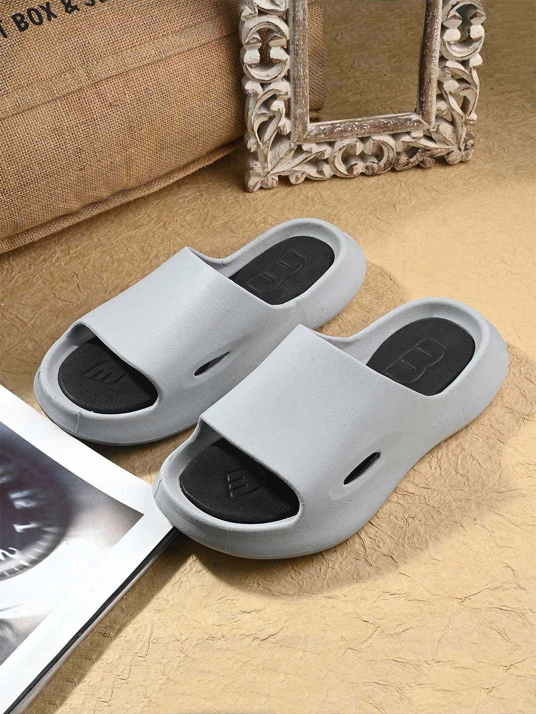 

MENGLER Men Slip-On Sliders, Grey