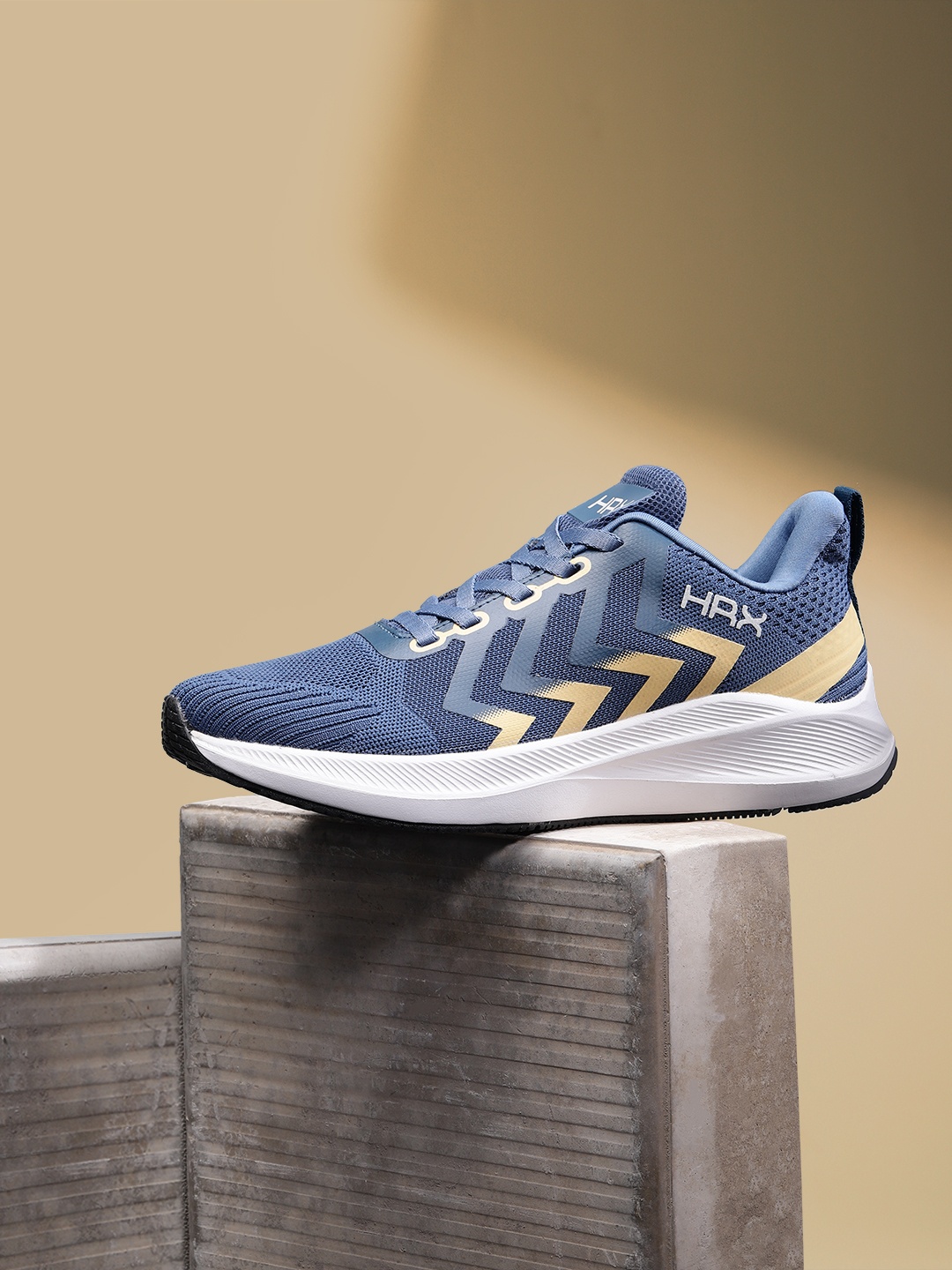 

HRX by Hrithik Roshan Men Dynamic Running Shoe, Blue