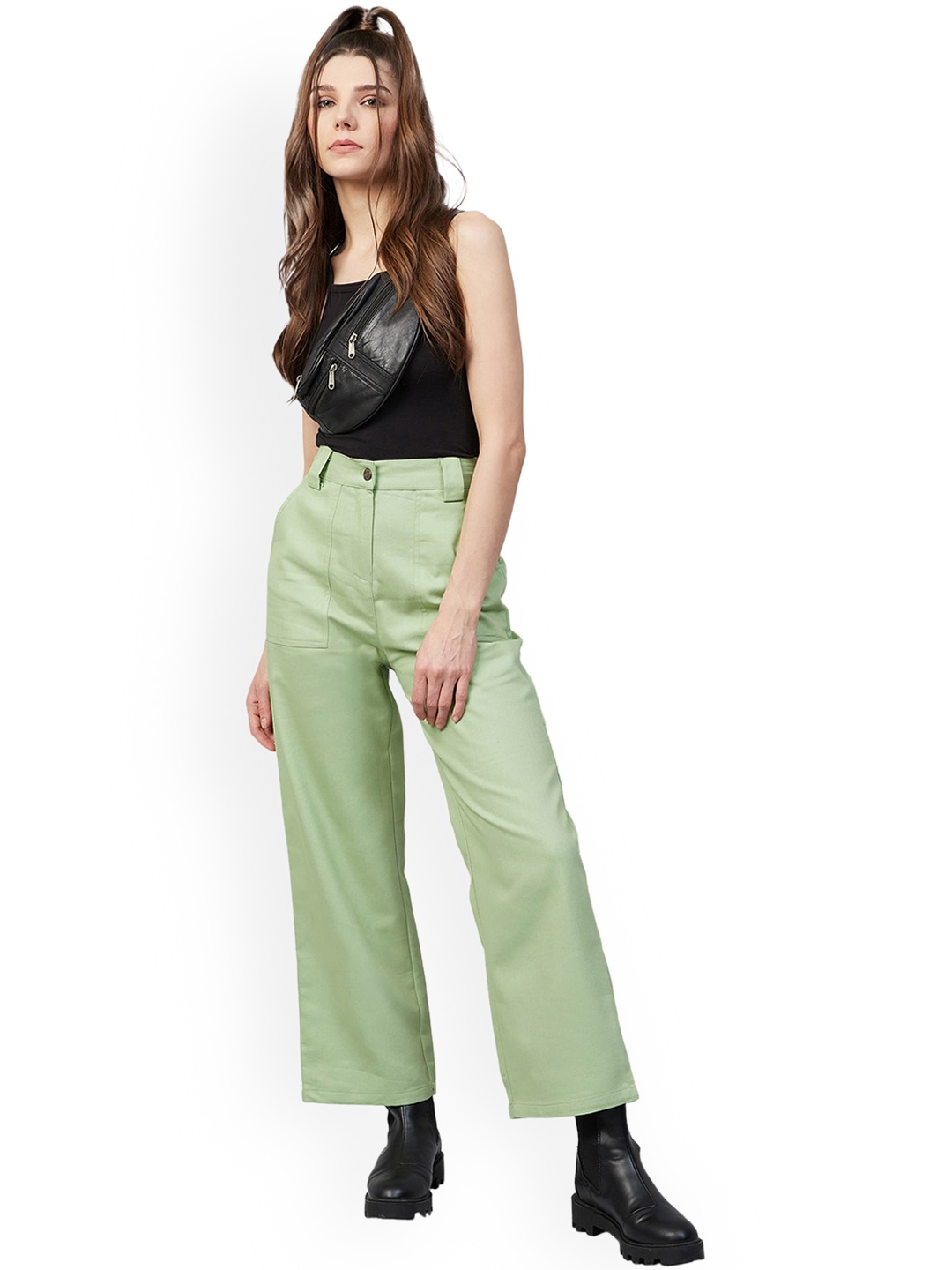 

Chemistry Women Flared High-Rise Parellel Trousers, Na