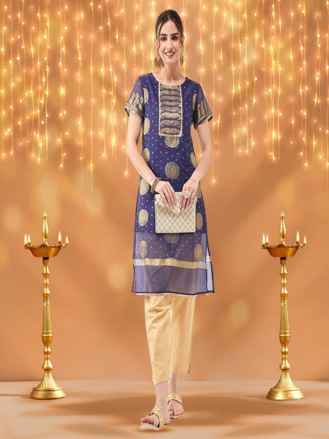 

Pannkh Woven Design Gotta Patti Kurta, Purple