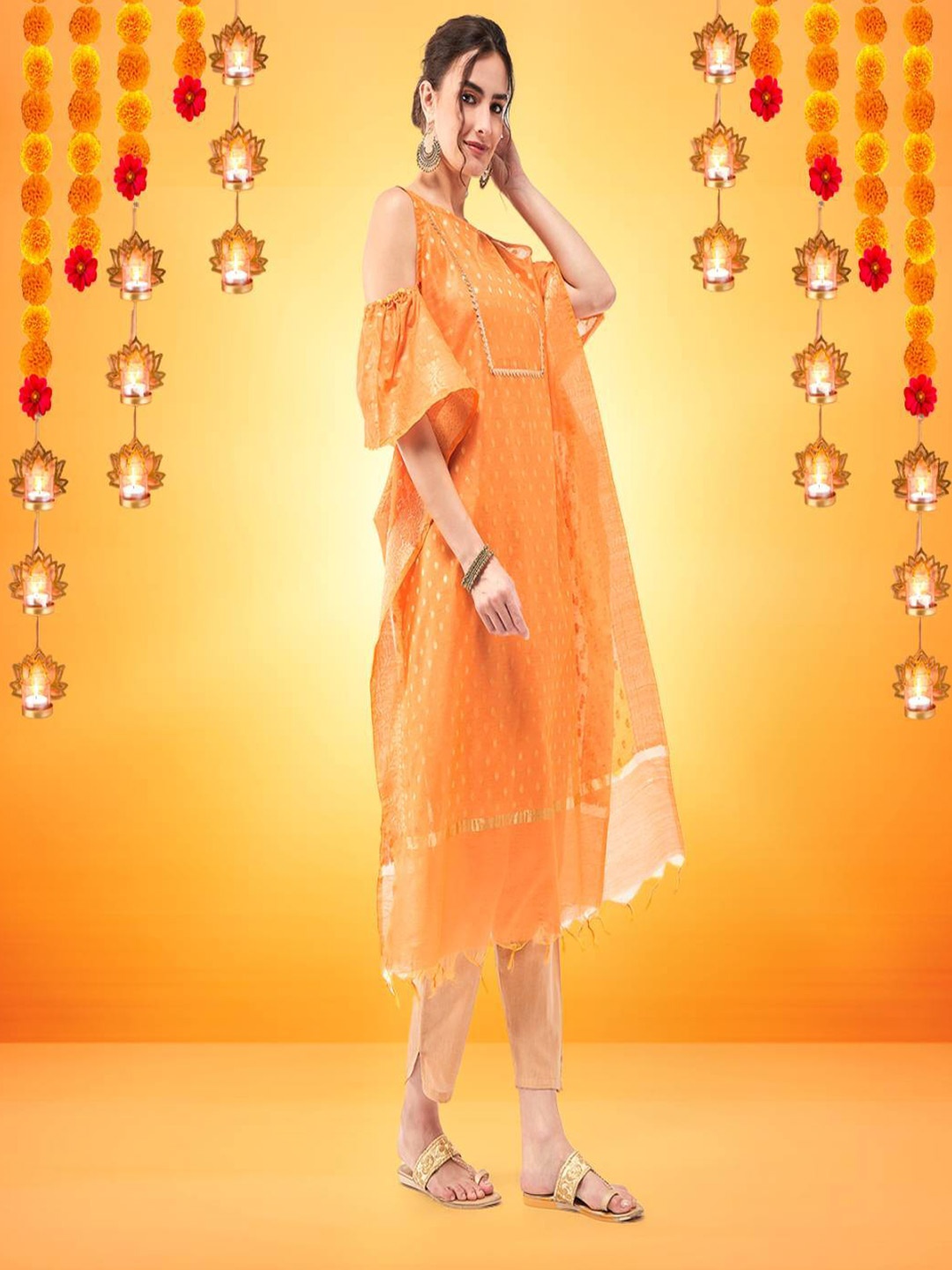 

Pannkh Ethnic Motifs Woven Design Cold-Shoulder Sleeves Gotta Patti Kaftan Kurta, Orange