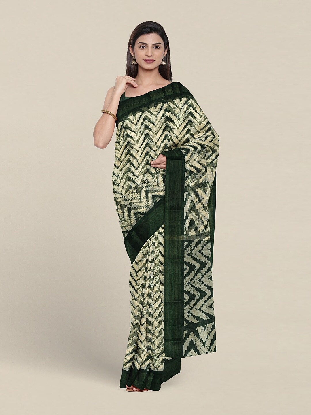

Pothys Geometric Printed Saree, Green