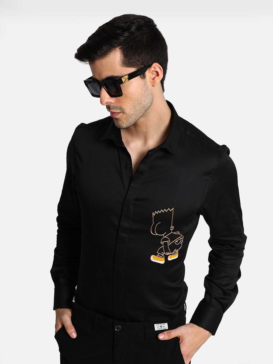 

Komal Kothari India Slim Slim Fit Spread Collar Embroidered Cotton Shirt, Black