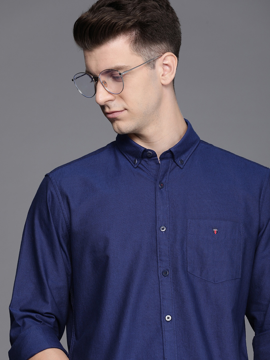 

Louis Philippe Sport Slim Fit Opaque Casual Shirt, Navy blue