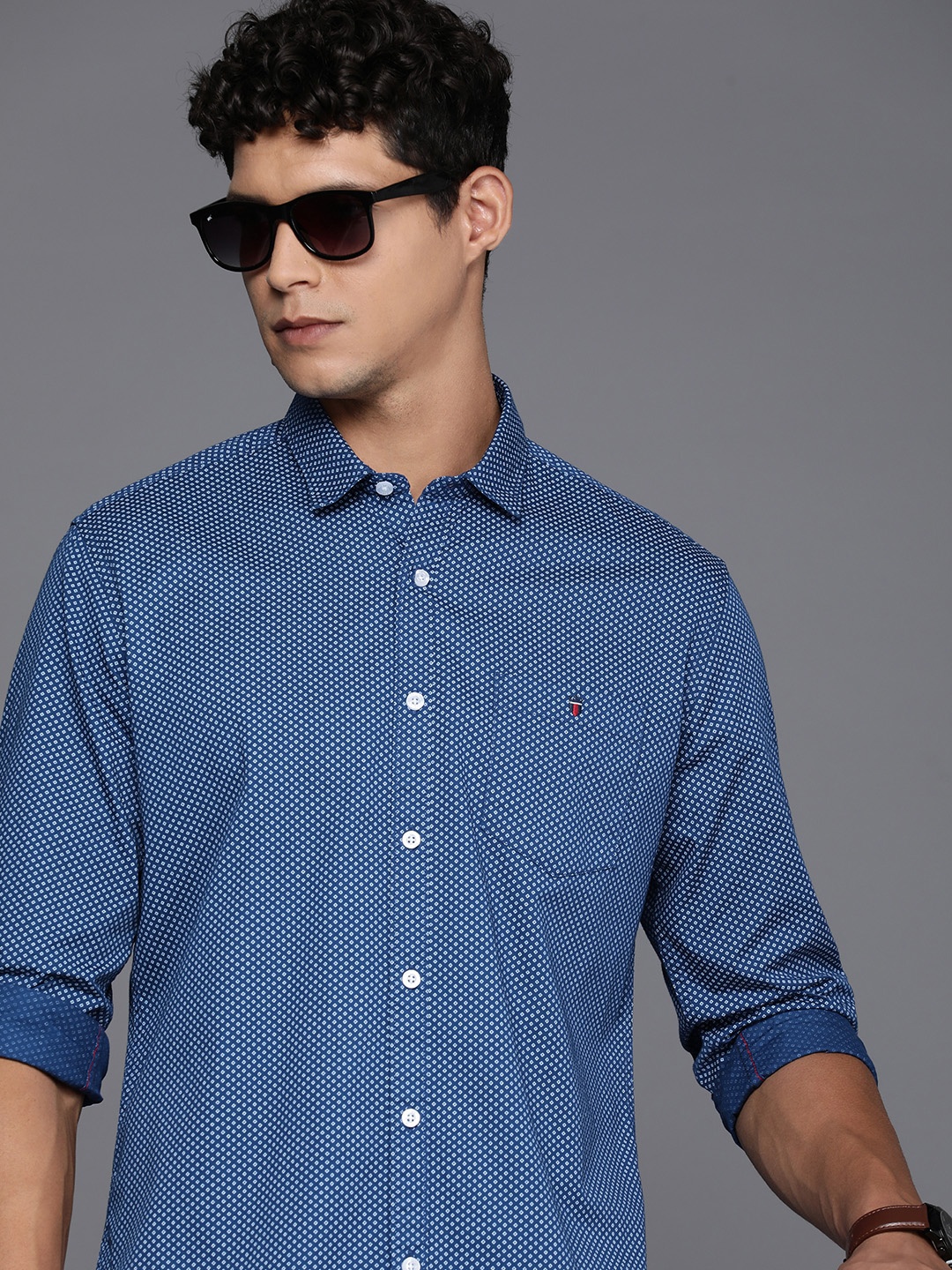 

Louis Philippe Jeans Slim Fit Printed Pure Cotton Casual Shirt, Navy blue