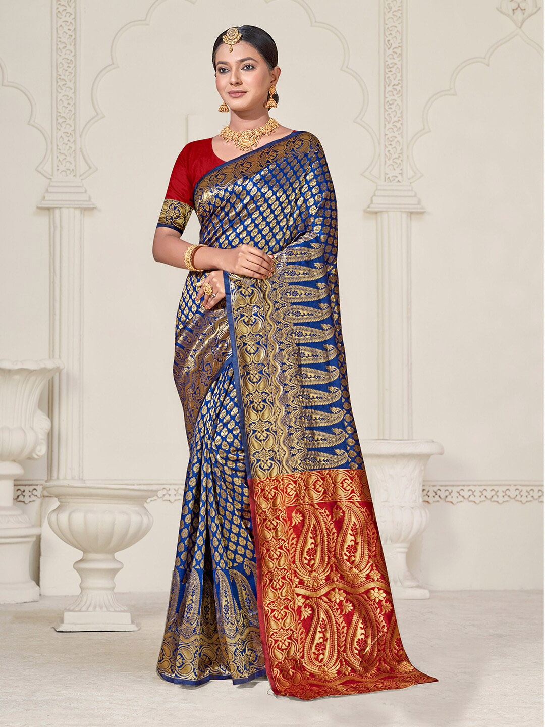 

Anouk Paisley Woven Design Zari Art Silk Kanjeevaram Saree, Blue