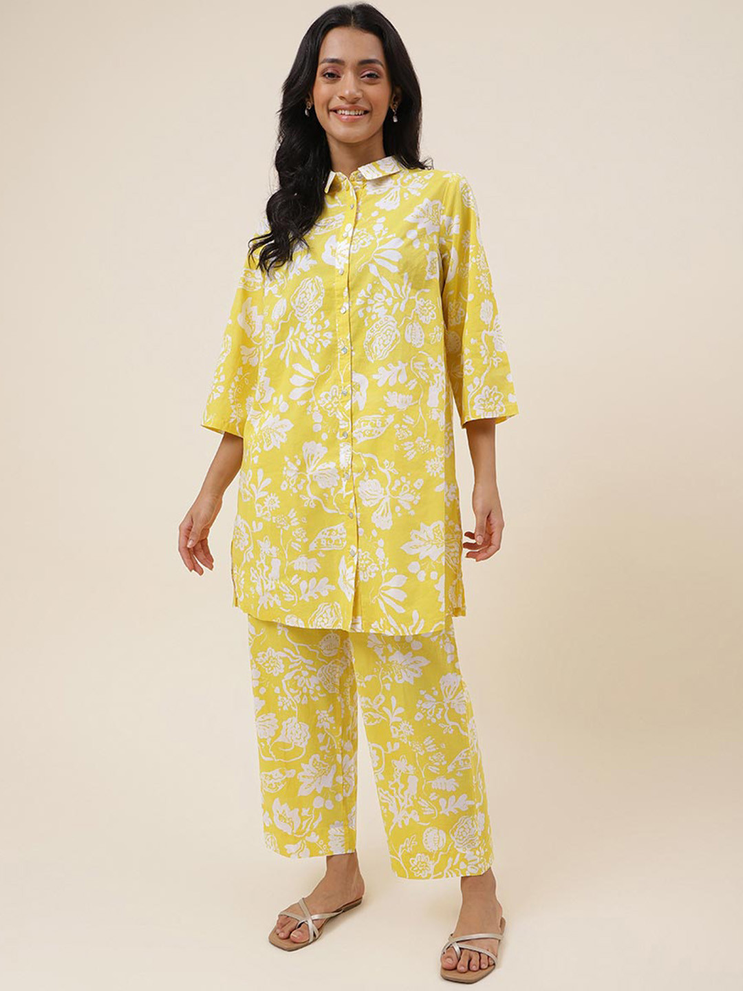 

Fabindia Women Floral Printed Pure Cotton Shirt With Trousers, Yellow